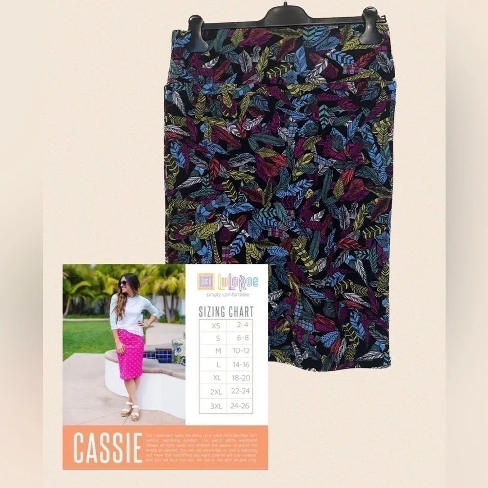 Lularoe women’s Skirt Medium 10 12 Cassie feather pattern pencil stretch black